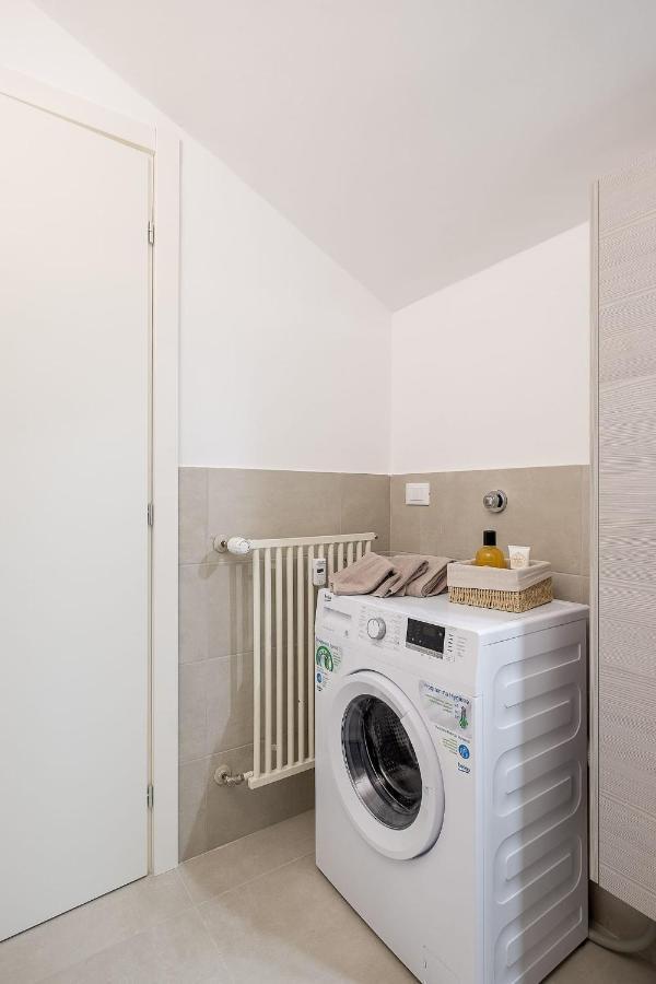 Realkasa Train Plaza Apartment Bologna Luaran gambar