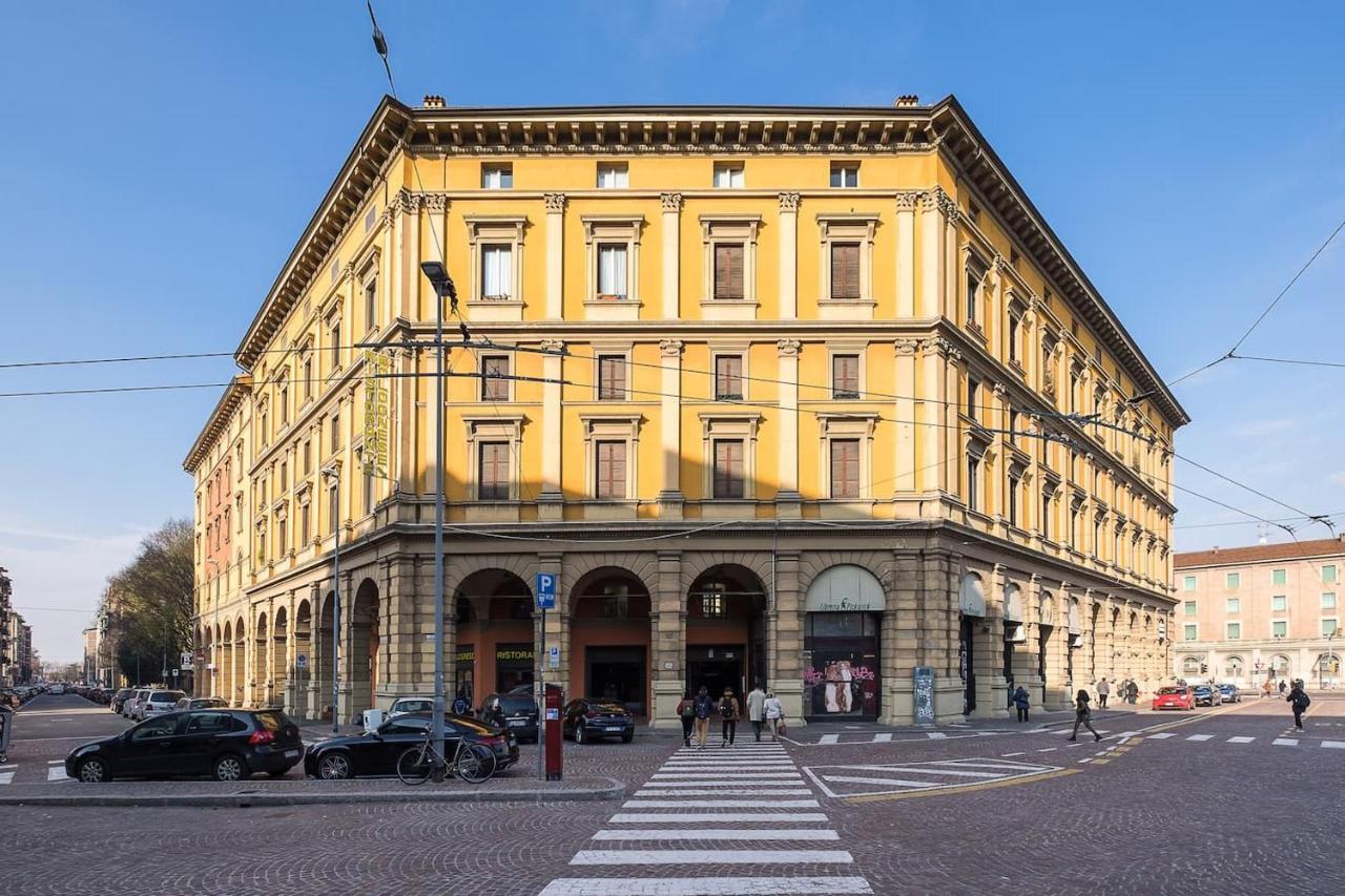 Realkasa Train Plaza Apartment Bologna Luaran gambar